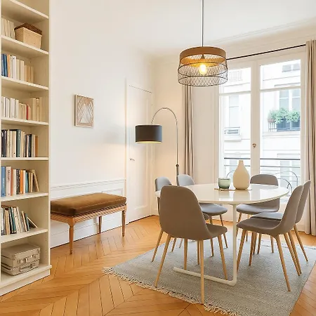 Hsh - Lovely Spacious Daru