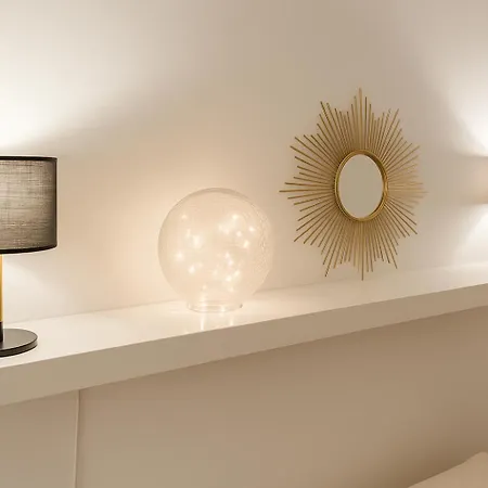 Hsh - Lovely Spacious Daru Appartement *